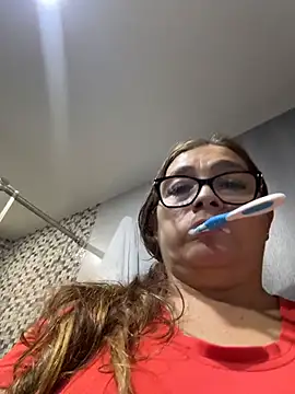 Snapshot of AntonellaAlondra4 chatting on March 17, 2:42 pm AntonellaAlondra4 online show from March 17, 2:42 pm