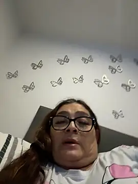 AntonellaAlondra4 online show from May 7, 3:12 am