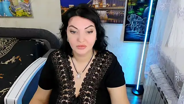 Lady Boom Wild  online show from September 29, 5:45 am