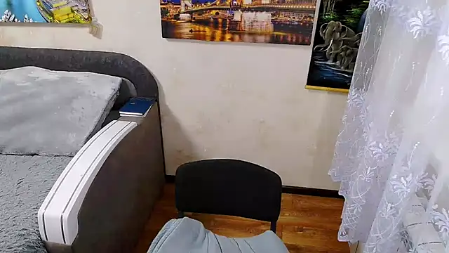 Snapshot of Lady_Boom_Wild_ chatting on November 8, 6:51 pm Lady Boom Wild online show from November 8, 6:51 pm