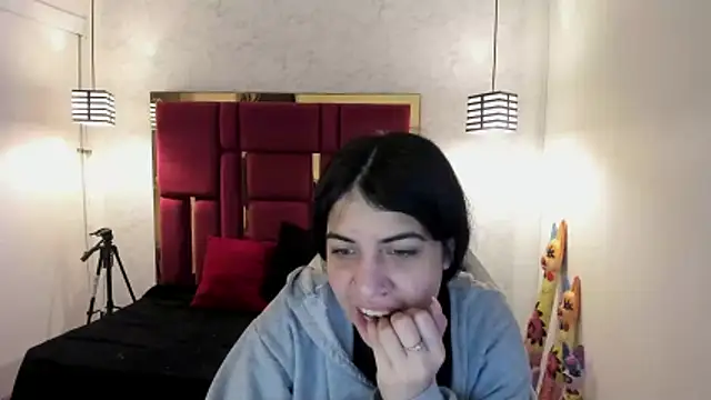 Violet m online show from October 21, 11:55 am