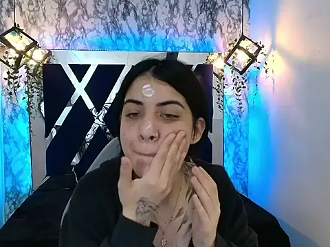 Violet m online show from November 4, 12:04 pm