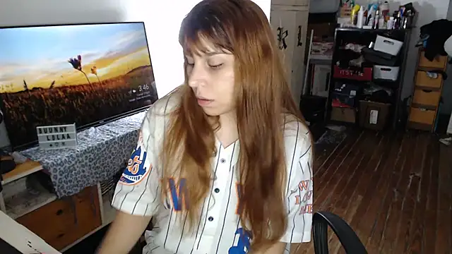 bunnylolaa4 online show from November 8, 6:46 am