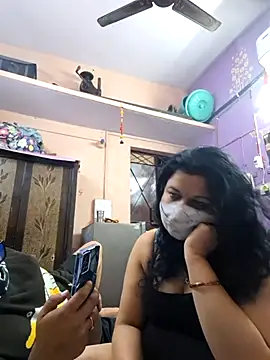 Snapshot of bobbyronak chatting on February 1, 7:34 pm bobbyronak online show from February 1, 7:34 pm