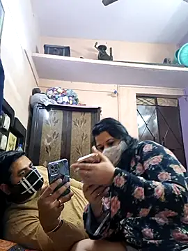 Snapshot of bobbyronak chatting on February 4, 6:47 pm bobbyronak online show from February 4, 6:47 pm