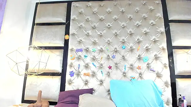 Aurora-Rossi online show from November 5, 2:55 am