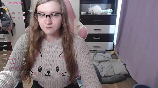 Snapshot of Tomato_Tease chatting on September 18, 12:29 pm Tomato Tease online show from September 18, 12:29 pm