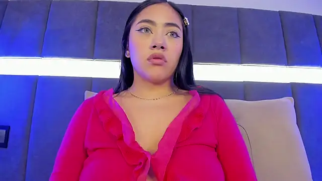 nicolle pierce online show from January 18, 3:38 pm