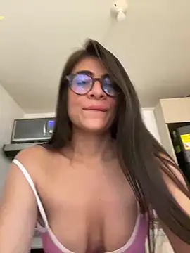 Snapshot of MariaIsabella8 chatting on March 22, 7:20 pm MariaIsabella8 online show from March 22, 7:20 pm