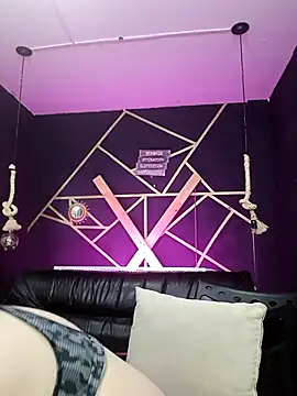 Snapshot of Gelena_Black chatting on September 24, 12:41 pm Gelena Black online show from September 24, 12:41 pm