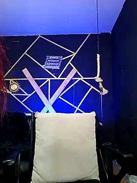 Snapshot of Gelena_Black chatting on October 1, 12:49 am Gelena Black online show from October 1, 12:49 am