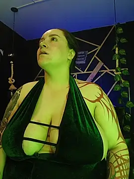 Snapshot of Gelena_Black chatting on October 25, 12:56 pm Gelena Black online show from October 25, 12:56 pm