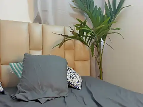 Soy Bella online show from January 12, 12:12 pm