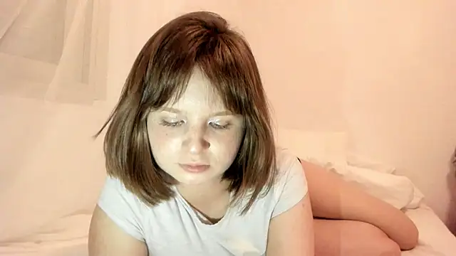 Snapshot of SayYesToHeaven chatting on April 5, 8:39 pm SayYesToHeaven online show from April 5, 8:39 pm