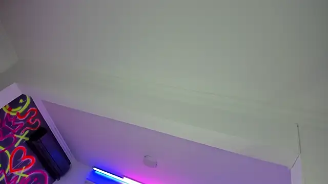 Snapshot of GEANNAROSE chatting on February 23, 7:07 pm GEANNAROSE online show from February 23, 7:07 pm