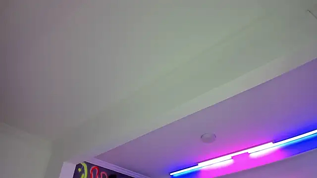 Snapshot of GEANNAROSE chatting on February 26, 6:26 am GEANNAROSE online show from February 26, 6:26 am