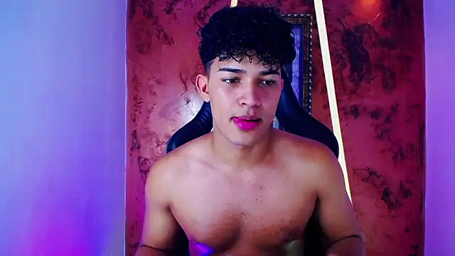 jamescurli  online show from February 27, 9:54 am