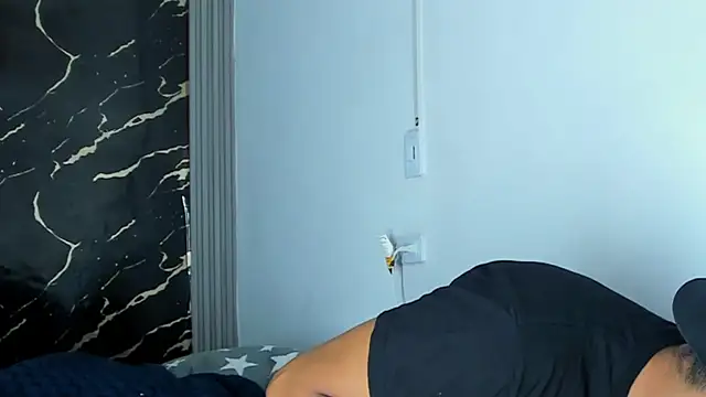 jamescurli  online show from September 13, 11:26 pm