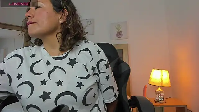 gipsela gomez online show from January 13, 7:31 pm
