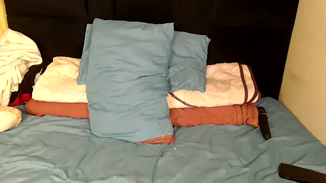 Busty-Londie online show from January 11, 8:03 pm