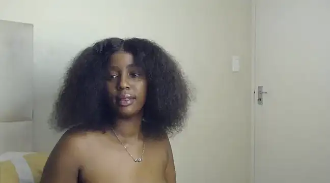 Spicey-Cheekss online show from December 8, 10:03 pm