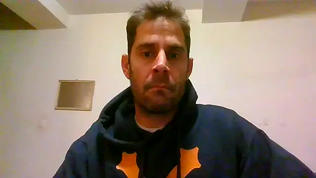 Snapshot of Vespa_Crabo chatting on December 4, 7:56 pm Vespa Crabo online show from December 4, 7:56 pm