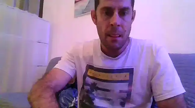 Snapshot of Vespa_Crabo chatting on February 1, 9:51 pm Vespa Crabo online show from February 1, 9:51 pm