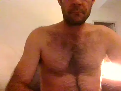 Snapshot of Vespa_Crabo chatting on February 5, 2:08 am Vespa Crabo online show from February 5, 2:08 am