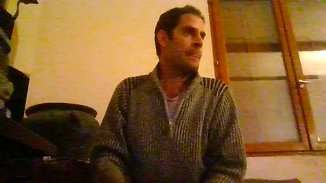 Snapshot of Vespa_Crabo chatting on March 18, 6:33 pm Vespa Crabo online show from March 18, 6:33 pm