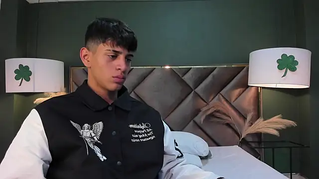 Tyler Rodriguez online show from March 15, 2:56 am