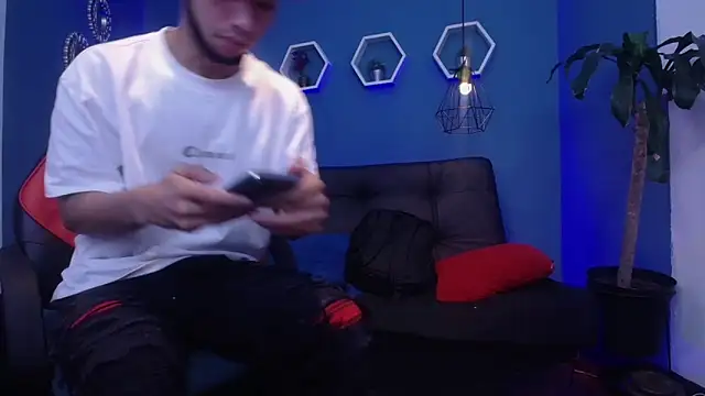 Snapshot of jhon_ath chatting on September 28, 5:24 am jhon ath online show from September 28, 5:24 am