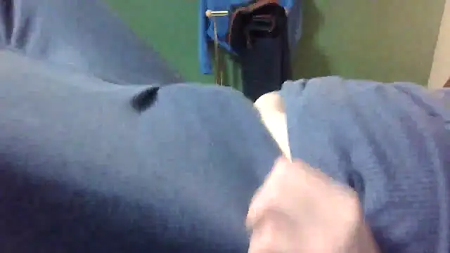 brtbrlss online show from November 13, 4:06 pm