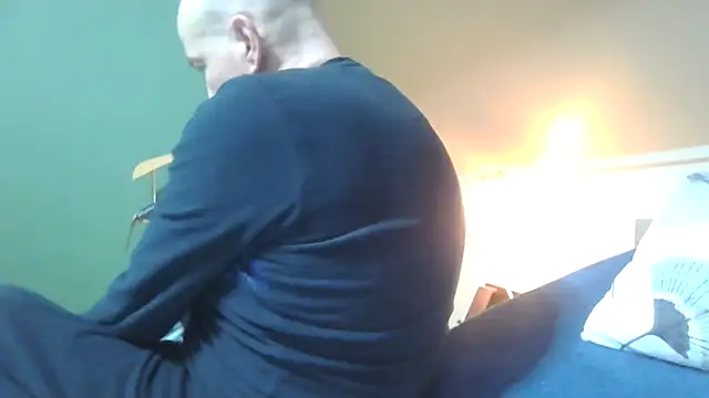 brtbrlss online show from January 16, 9:19 pm