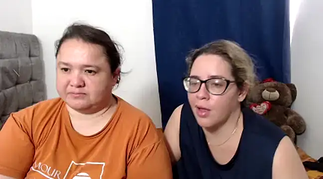 Snapshot of dirtys_games_play chatting on December 20, 1:54 pm dirtys games play online show from December 20, 1:54 pm