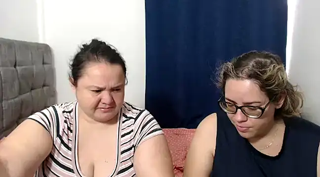 Snapshot of dirtys_games_play chatting on January 23, 2:07 pm dirtys games play online show from January 23, 2:07 pm