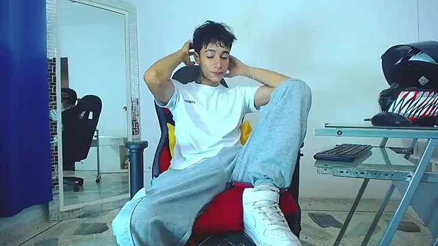 Zacktk7 online show from January 9, 8:55 pm