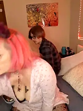 Snapshot of IzanamiNova chatting on March 20, 8:53 am IzanamiNova online show from March 20, 8:53 am