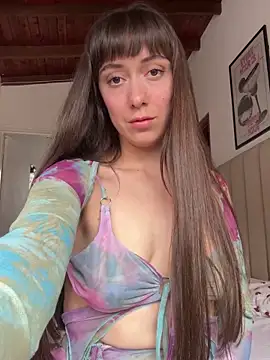 itsemiliasommer online show from March 7, 7:38 pm