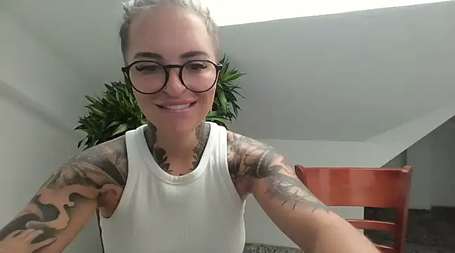Alexandersonxo online show from March 23, 1:53 am