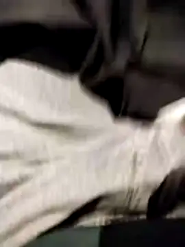 JulesG18 online show from February 7, 2:54 pm