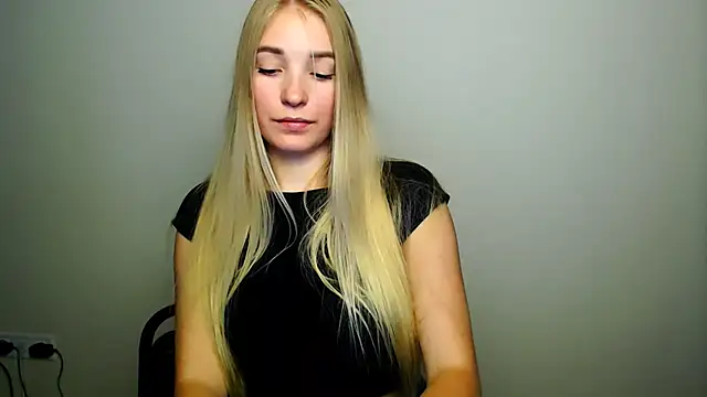 Queen ofLove online show from October 13, 8:53 pm