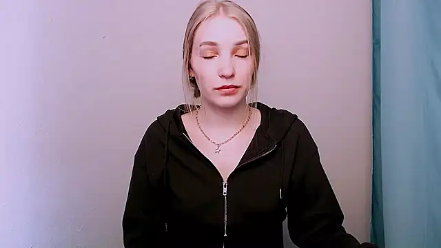 Queen ofLove online show from March 5, 1:29 pm