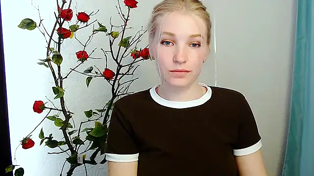 Queen ofLove online show from April 29, 1:15 pm