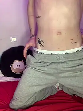 Snapshot of Ryan-hot chatting on February 1, 2:16 am Ryan-hot online show from February 1, 2:16 am