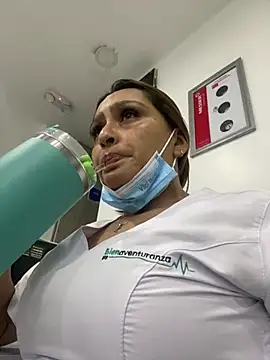 Keittly  online show from March 6, 8:37 pm