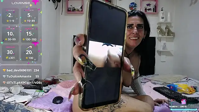 la gatabk  online show from September 19, 12:39 pm