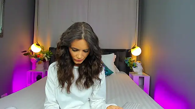 CarlaWhite online show from October 2, 3:35 am