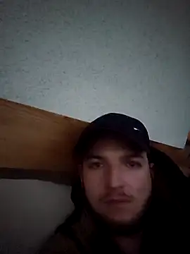 Snapshot of Sexynoah chatting on December 3, 6:37 am Sexynoah online show from December 3, 6:37 am