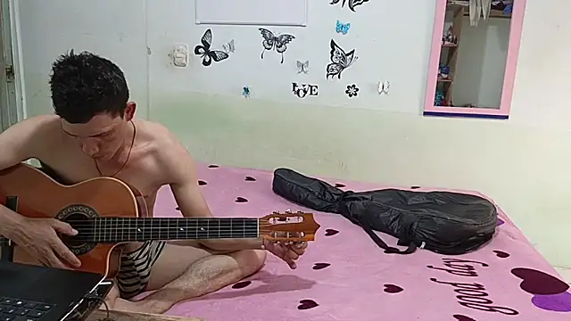 luxandracon23 online show from February 19, 10:53 pm