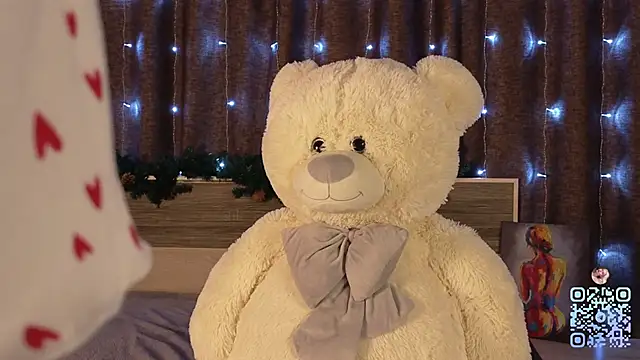 Snapshot of Lolly_Lika chatting on December 15, 6:07 am Lolly Lika online show from December 15, 6:07 am